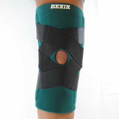 K-208 Knee Sleeve W/Removable Buttress and Spiral Straps